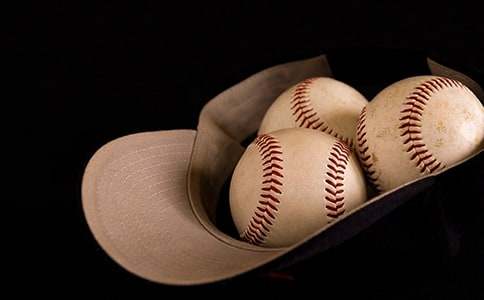 �Դ������}������