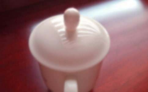 一個(gè)玻璃杯子的故事學(xué)生作文