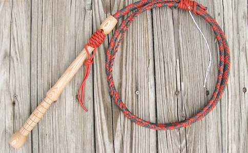 ����Ч���c��I����������ϵ