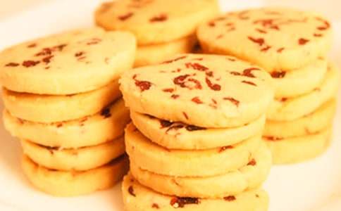 擠眉弄眼吃餅干作文15篇