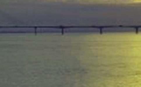 描寫(xiě)長(zhǎng)江的詩(shī)句