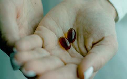 �ҌW����ˎ������