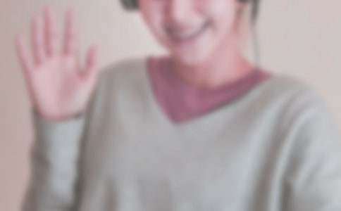 �¹�����һ���ϰ࣬��ô���˴��к�