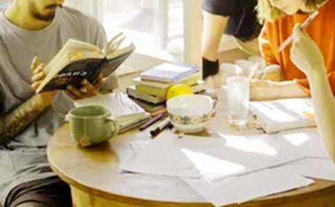 大學(xué)生的頂崗實(shí)習(xí)報(bào)告