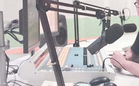 情感電臺(tái)廣播稿