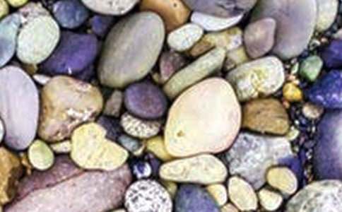 鵝卵石與“翠浪塔”