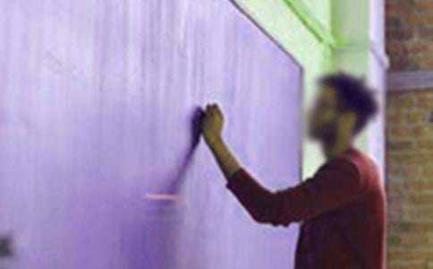 �����y������