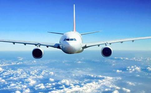 《讓我飛機(jī)上藍(lán)天》評(píng)課稿