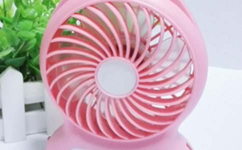 電腦機(jī)箱風(fēng)扇響怎么辦