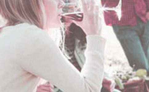 冬至喝酒暖心簡(jiǎn)短句子