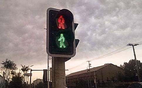 ������ľ�R�t�G�������~