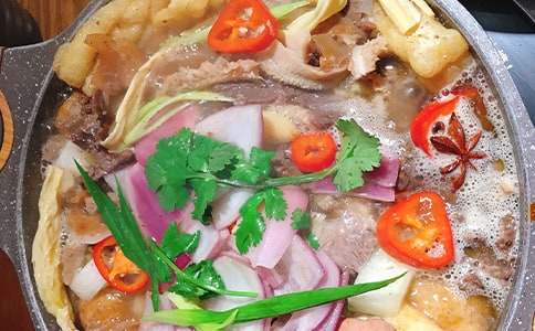 火鍋店員工工作總結(jié)