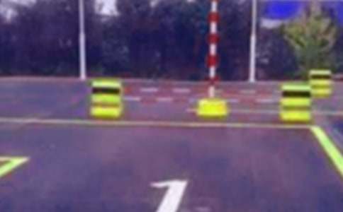 駕校業(yè)務(wù)員工作總結(jié)