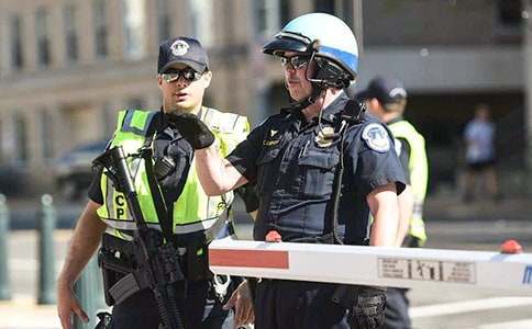 ������Ѳ���Ħ��܇��ͨ�������εĹ������Y