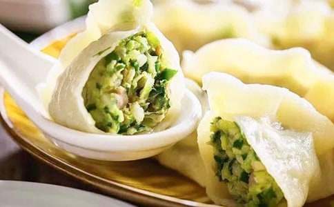 冬至包餃子作文