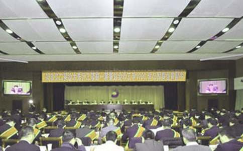 競聘理財(cái)經(jīng)理演講稿參考