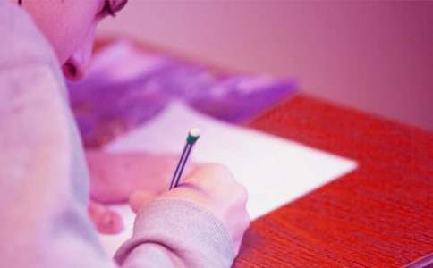 藝術(shù)類考生自我介紹(精選5篇)