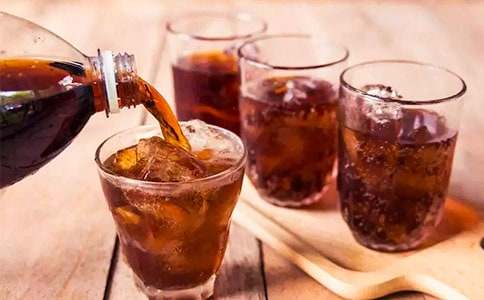 第一次做可樂(lè)雞翅作文