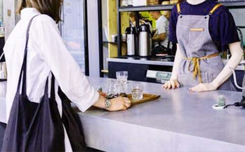 不尋常的客人作文