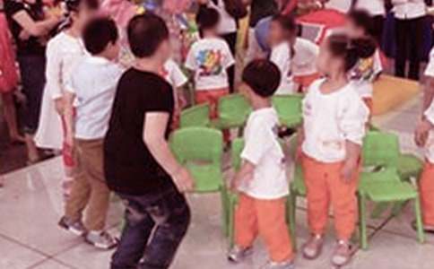 ��һ��ɫ���(d��ng)����