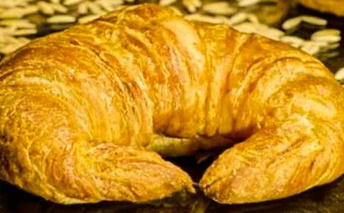 【合集】《面包樹上的女人》讀后感2篇