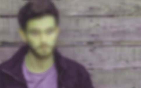 ���˸�����������