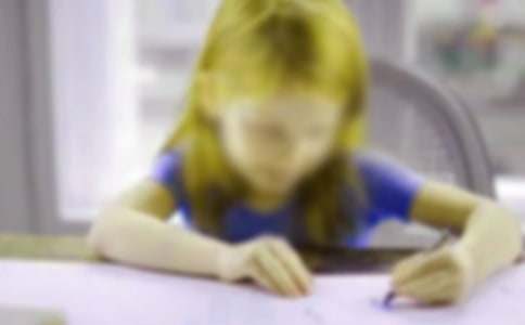 ��Ц��Ů������