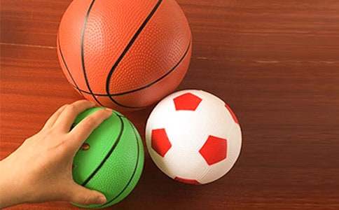 小班游戲設(shè)計(jì)拍皮球教案