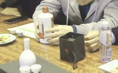 �t��Ʒ�b�����~