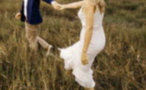 ���P12����Ů�е�����������