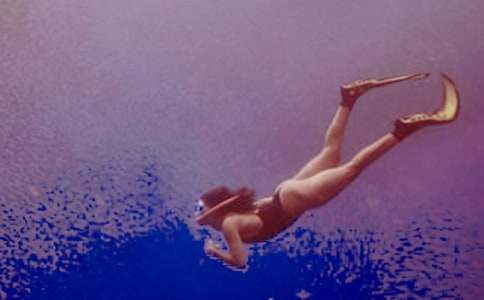 ��ˮ�T�ں����ێr��ͽ�ք���