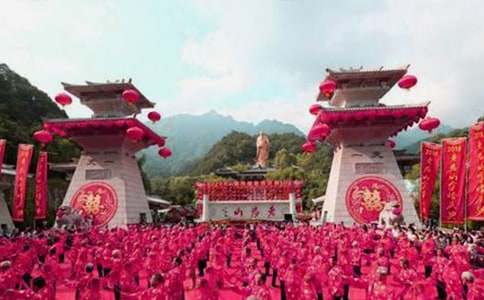 【經(jīng)典】關(guān)于慶典邀請函范文2篇