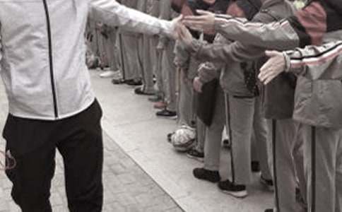 體育教師的辭職信三篇