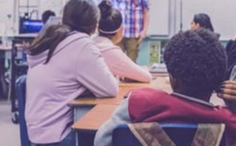 �����á�ͬ����������13ƪ