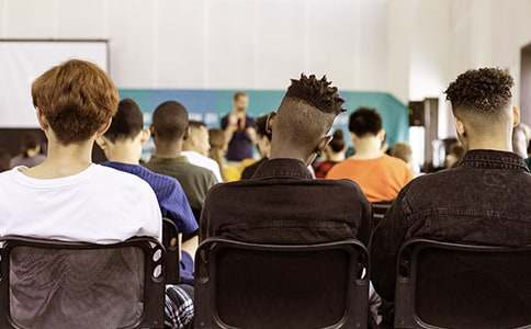 �и����b���~�R