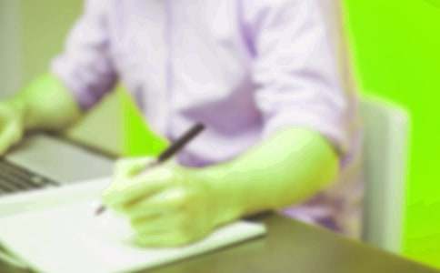 應(yīng)聘文員的自我介紹錦集(15篇)