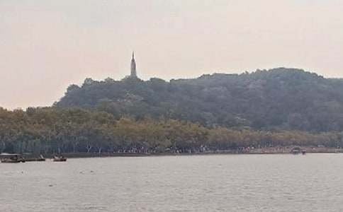 實用的西湖的作文三篇