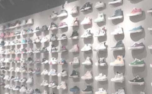 女鞋店鋪廣告語