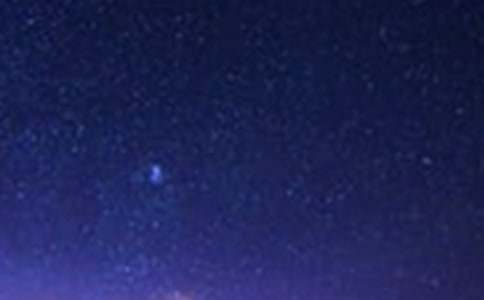 仰望星空腳踏實(shí)地作文(優(yōu)選)