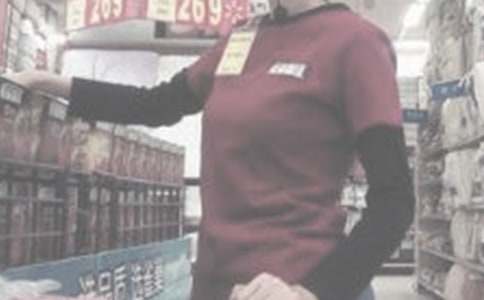 年底服裝營業(yè)員個人工作總結2篇