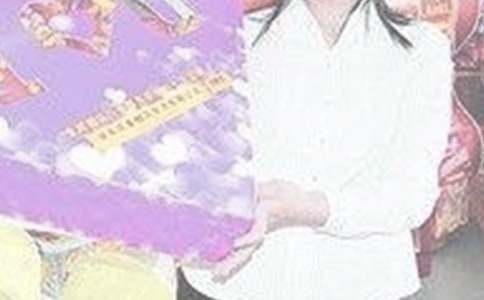 服裝營業(yè)員工作總結(jié)