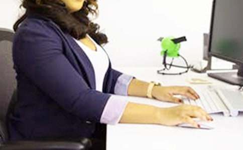 �T���ڄ�(d��ng)��ͬ��(sh��)