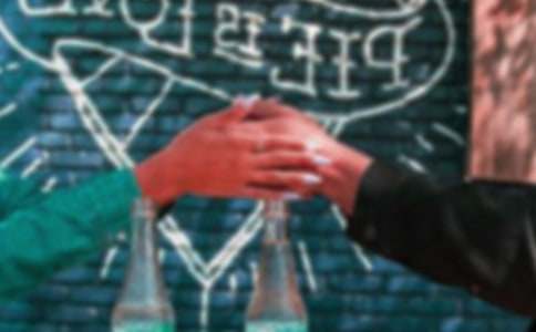 ���ۼs��(hu��)��Ů����zӰ���M�D��