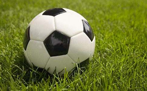 關(guān)于足球手抄報(bào)怎么寫