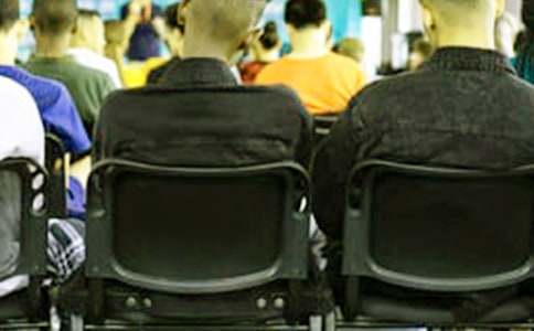 �ڃ�(y��u)��W(xu��)����Մ��(hu��)�ϵ��vԒ[��(j��ng)��]