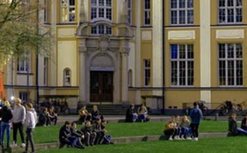 �����]����W�������I���ĵ��w��