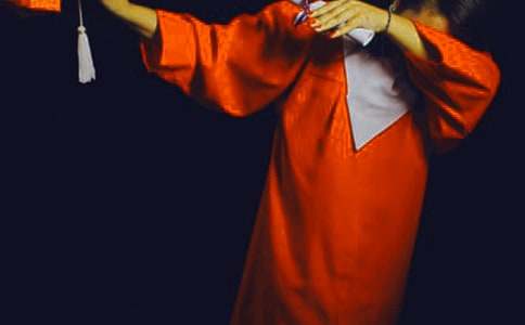 大學(xué)生貧困生的補(bǔ)助申請(qǐng)書