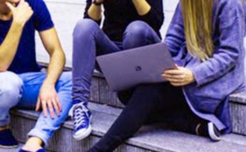 ��W����Ϣ���g�ĵ��w��8ƪ