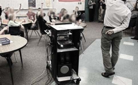 ������Ϣ���g�̌W�������Y