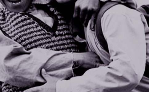 �����������E